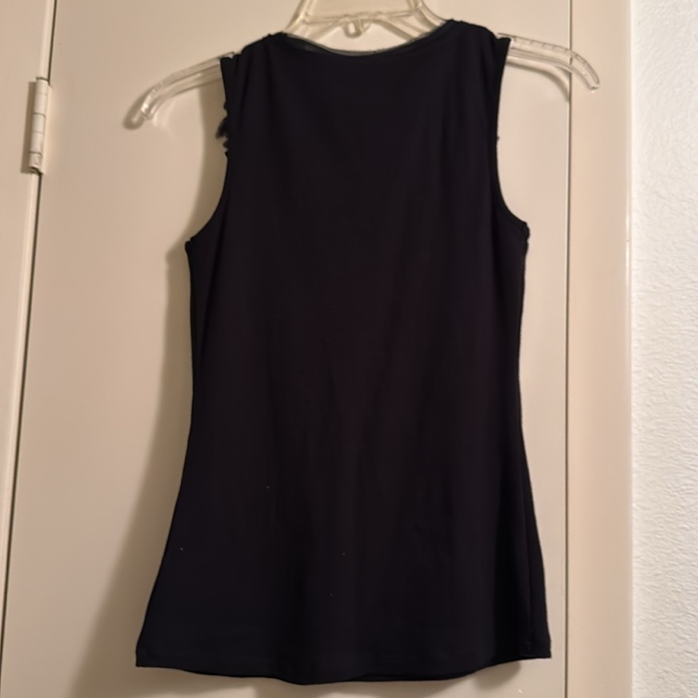 Top - Picture 2 of 3